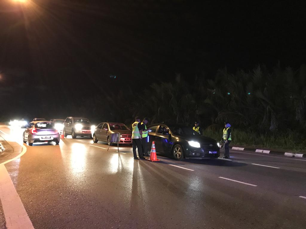 Sekatan Jalan Raya DP Belait.jpeg